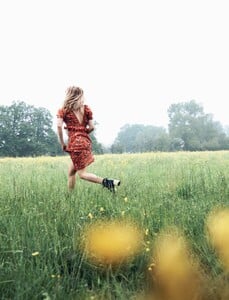 Haley-Bennett-Dior-Magazine-2016-Photoshoot08.jpg