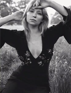 Haley-Bennett-Dior-Magazine-2016-Photoshoot09.jpg