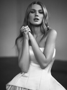 Lady-G-C.jpg
