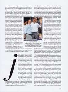 Leibovitz_US_Vogue_October_2004_04.thumb.jpg.d64b7b08f34a9f1b532e450f88932dee.jpg