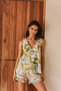 Leniflashes_GirlintheSun_Michelle-5628_f4b05475-fae9-4c28-9a44-01628eb6fdc6.png