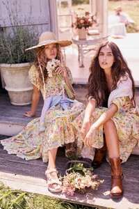 MASIE-DRESS-RAINBOW-SKIES-3.thumb.jpeg.0e35f84ce917983dffc5457d08a9b05d.jpeg