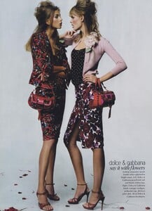 McDean_US_Vogue_January_2004_13.thumb.jpg.ed80feed1a1b1ee3df2501518005c074.jpg