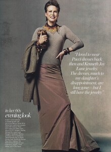 Meisel_US_Vogue_August_2004_21.thumb.jpg.9c61dcd187a89ead4556090249fcfef9.jpg
