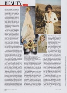 Meisel_US_Vogue_October_2011_02.thumb.jpg.ad94b99062e321d1cf91dabe5bfe52f9.jpg