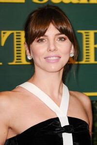 Ophelia-Lovibond-17.jpg