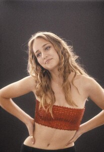 Pretty-as-a-picture-leelee-sobieski-11024970-800-1159.jpg