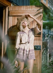 SPELL-Sundown-Campaign-Featuring-Billiejean-Hamlet-by-Jamie-Green-14A.jpeg