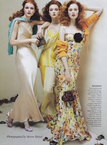 Summer_Meisel_US_Vogue_June_2004_39.thumb.jpg.f89063d20ea5b97bf44c5f567b8c3e5f.jpg