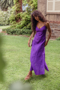 The-Wolf-Gang-Le-Jardin-Autumn-21-Fleur-Linen-Maxi-Violet-Avery-Messenger-Cross-Body-Bag-Pistachio-1382.png