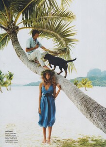 Ticket_Demarchelier_US_Vogue_December_2004_20.thumb.jpg.c514cdb13715fd41b0d9aa5bb11b8f62.jpg