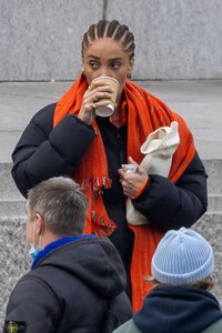 adwoa-aboah-shoots-a-commercial-in-trafalgar-square-in-london-04-08-2021-5.jpg