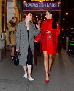 bella-hadid-leaves-michael-kors-fashion-show-at-times-square-in-new-york-04-08-22021-6.jpg