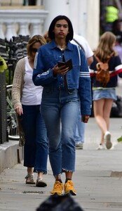 dua-lipa-booty-in-jeans-getting-into-her-sports-car-in-london-08-30-2018-8.jpg