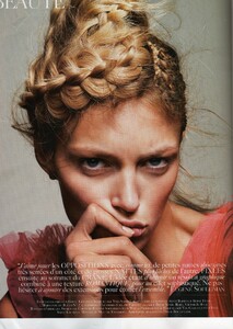 filevoguemars20100172_skalty.thumb.jpg.2b91ecdc6b99dab3c47b40b76719840c.jpg