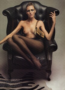 filevoguemars20100177_skalty.thumb.jpg.ff41322256d615ec736cc162f84386b6.jpg