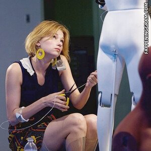 haley-bennett-nude144.jpg
