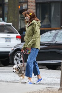 helena-christensen-out-with-her-dog-in-new-york-04-09-2021-0.jpg