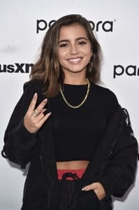 isabela-moner-at-siriusxm-radio-in-new-york-10-07-2019-7.thumb.png.3f8c7164f681bc27149db9988e4b5de5.png