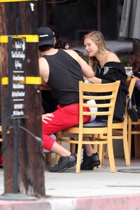 josie-canseco-and-bryce-hall-spotted-out-having-dinner-at-toast-la-in-west-hollywood-california-160421_4.thumb.jpg.8c49d7f0b42e64941bdfda9318b53a66.jpg