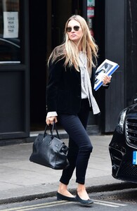 kate-moss-out-and-about-in-london-04-22-2021-1.jpg