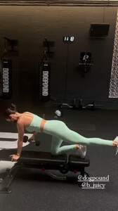 kelseymerritt_54997998_248783283661766_7226355540342585736_n.mp4.6a127192e57557a9971ca424e9d270b0.jpg