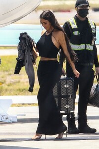 kim-kardashian-out-and-about-in-miami-04-17-2021-2.jpg
