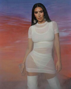 kim-kardashian-outfit-04-20-2021-ii-1.jpg