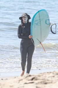 leighton-meester-malibu-03-31-2021-12.jpg