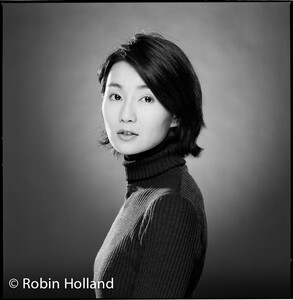 maggie-cheung-01c2a9robinholland.jpg