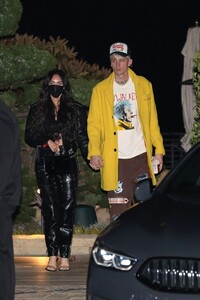 megan-fox-and-machine-gun-kelly-out-for-dinner-at-nobu-in-malibu-04-22-2021-1.jpg