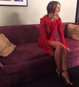 melissa_benoist_legs_jimmy_kimmel_live1.jpg