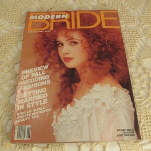 modern-bride-magazine-vintage_1_839e4089654d865a0353251aaf0181b6.thumb.jpg.81cec8d6322137bbf2b2fd77d8fbc0e2.jpg