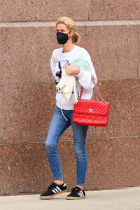 nicky-hilton-street-style-03-27-2021-0.jpg