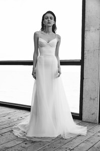 onedaybridal-chosen-empire-collection-1.jpg