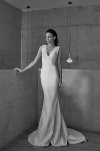 onedaybridal-chosen-empire-collection-14.jpg