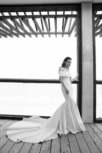 onedaybridal-chosen-empire-collection-42.jpg