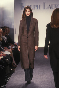 ralph-lauren-fw-1997-2.thumb.jpg.57b4fbcb195593502c10463470e86c2e.jpg