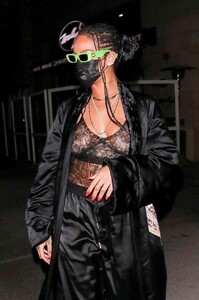 rihanna-out-for-dinner-at-wally-s-in-beverly-hills-04-19-2021-1.jpg