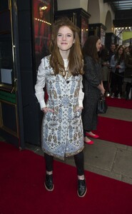 rose_leslie_at_the_doctor_faustus_gala_night_(12).jpg