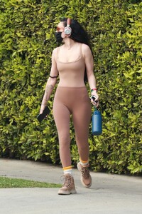 rumer-willis-in-workout-outfit-04-15-2021-2.jpg