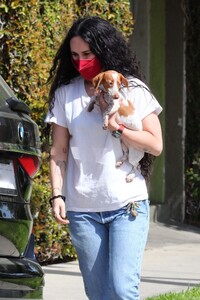rumer-willis-with-her-new-puppy-in-los-angeles-04-06-2021-3.jpg