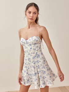 saskia-dress-lula-1.jpeg