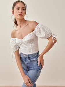 skylark-top-white-3.jpeg