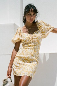 tarryn-dress-55389115-137a-48fc-aee3-13b2936eecf7_result.jpg