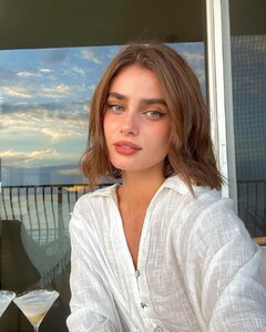 taylor_hill_175479431_925315364678983_5634239332659451500_n.jpg