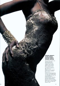 uk_vogue_dec_1990_2.thumb.jpg.54a18be59cf0b15ab1d152cc0b0306b4.jpg