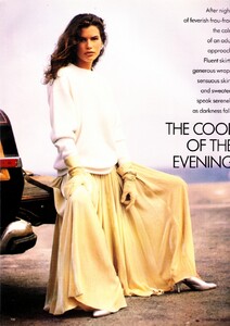 vogue_uk_oct_1988_27.thumb.jpg.82161b7cf213423160dd685f8a3fa2db.jpg