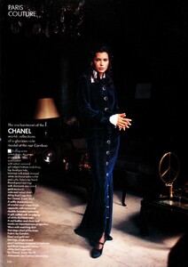 vogue_uk_oct_1988_7.thumb.jpg.4da2c62e93a9066815eac98a8b2a9d7d.jpg