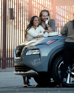 zoe-saldana-at-a-birthday-celebration-in-los-angeles-11-13-2020-7.jpg